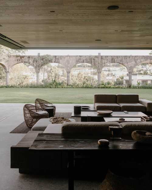 Open House: A Home That Moves at the Pace of Light